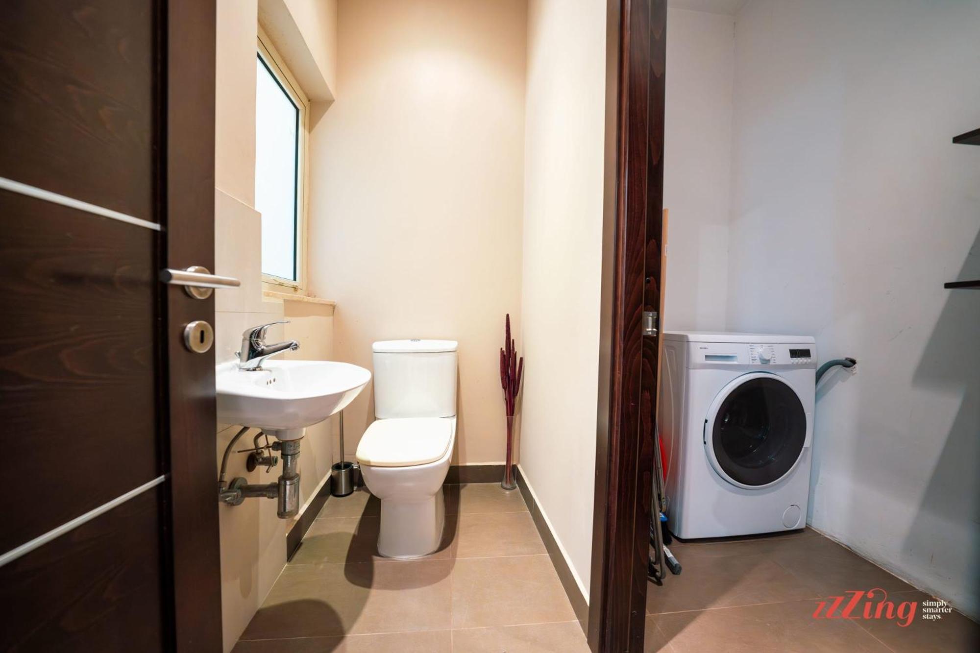 Stylish Right By The Promenade Apartamento Sliema