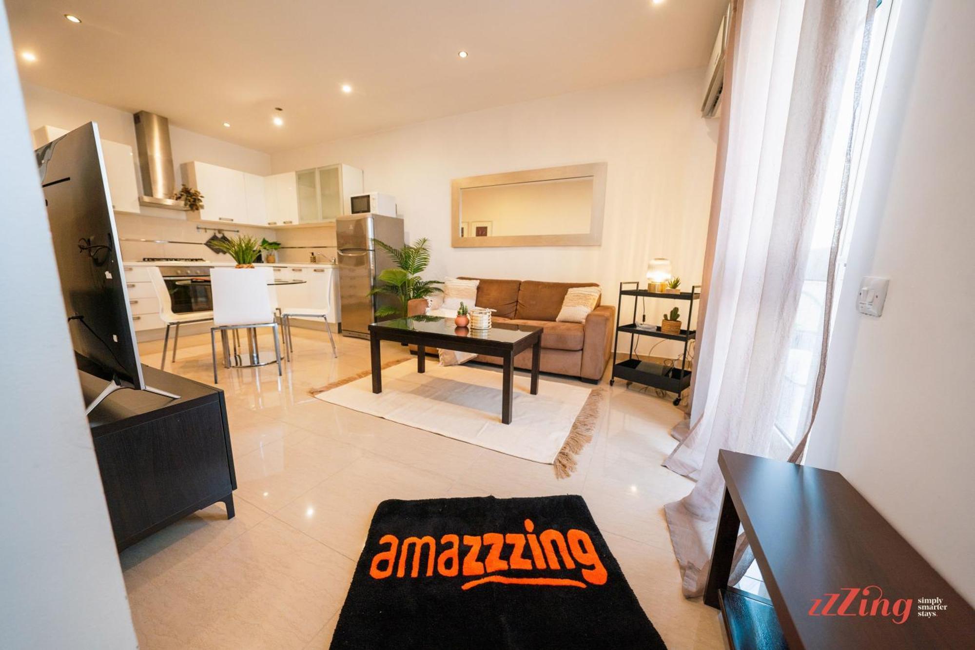 Stylish Right By The Promenade Apartamento Sliema
